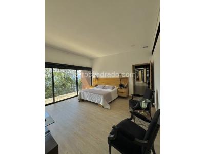 Casa de 3 alcobas en venta en Las Palmas, Medellín, 2000 m² · foto 6 de 16