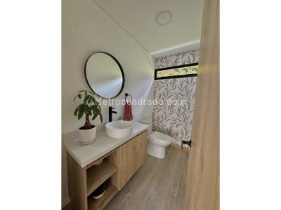 Casa de 3 alcobas en venta en Las Palmas, Medellín, 2000 m² · foto 7 de 16