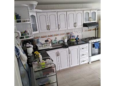 Casa de 4 alcobas en venta en Los Laureles, Manizales, 150 m² · foto 6 de 18