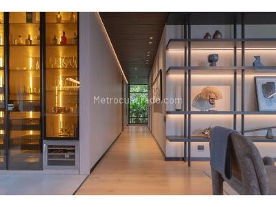 Apartamento en venta en El Poblado, Medellín · foto 2 de 18