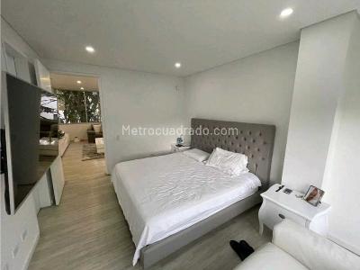 Casa de 5 alcobas en venta en Los Balsos, Medellín, 700 m² · foto 5 de 10