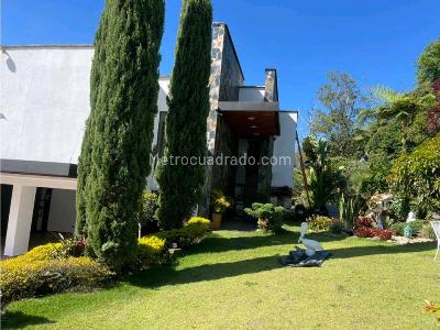 Casa de 4 alcobas en venta en Los Balsos Poblado, Medellín, 350 m² · foto 18 de 20