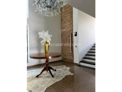 Casa de 4 alcobas en venta en Los Balsos Poblado, Medellín, 350 m² · foto 19 de 20