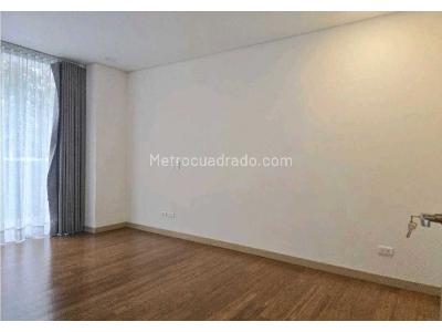 Apartamento en venta en El Poblado, Medellín · foto 5 de 9