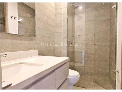 Apartamento en venta en El Poblado, Medellín · foto 6 de 9