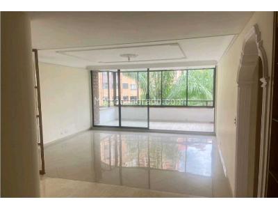 Apartamento de 4 alcobas en venta en Castilla Poblado, Medellín, 260 m² · foto 3 de 20