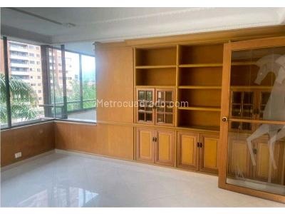 Apartamento de 4 alcobas en venta en Castilla Poblado, Medellín, 260 m² · foto 10 de 20