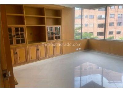 Apartamento de 4 alcobas en venta en Castilla Poblado, Medellín, 260 m² · foto 11 de 20