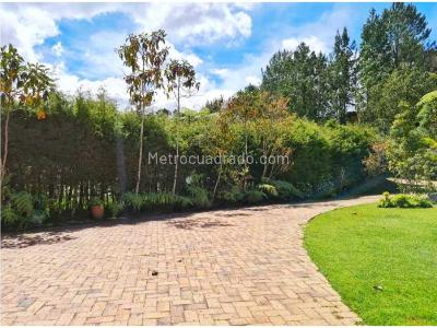 Casa de 4 alcobas en venta en Alto Las Palmas, Envigado, 375 m² · foto 4 de 20