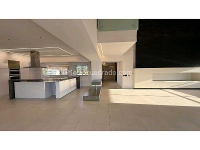 Apartamento en venta en San Lucas Poblado, Medellín · foto 15 de 20