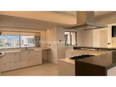 Apartamento en venta en San Lucas Poblado, Medellín · foto 17 de 20