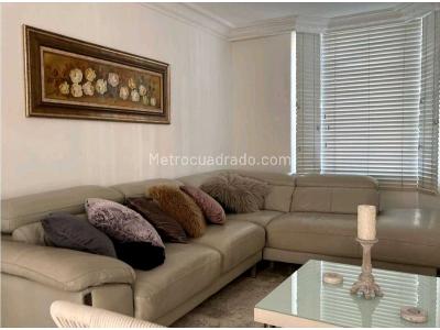 Casa de 4 alcobas en venta en El Poblado, Medellín, 216 m² · foto 2 de 20