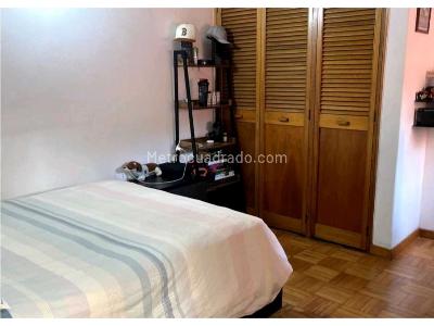 Casa de 4 alcobas en venta en El Poblado, Medellín, 216 m² · foto 11 de 20