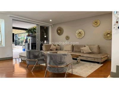 Casa de 3 alcobas en venta en El Poblado, Medellín, 480 m² · foto 3 de 20