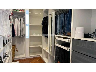 Casa de 3 alcobas en venta en El Poblado, Medellín, 480 m² · foto 8 de 20