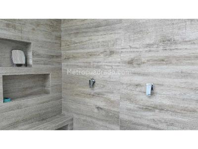 Casa de 3 alcobas en venta en El Poblado, Medellín, 480 m² · foto 15 de 20