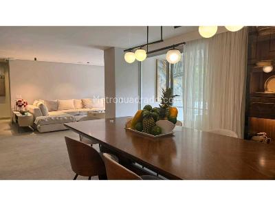 Casa de 5 alcobas en venta en Loma Del Escobero, Envigado, 450 m² · foto 13 de 20