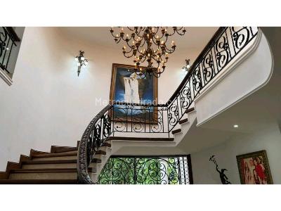 Casa de 4 alcobas en venta en Loma Del Escobero, Envigado, 1700 m² · foto 18 de 20