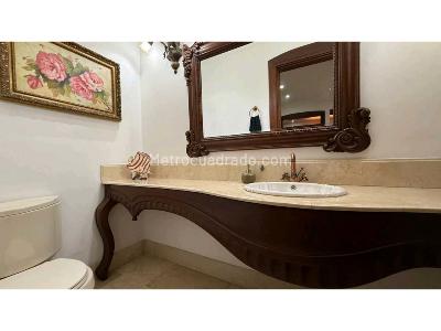 Casa de 4 alcobas en venta en Loma Del Escobero, Envigado, 1700 m² · foto 19 de 20
