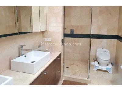 Casa de 5 alcobas en venta en Las Palmas, Medellín, 1584 m² · foto 11 de 13