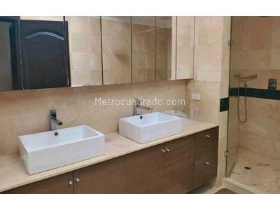 Casa de 5 alcobas en venta en Las Palmas, Medellín, 1584 m² · foto 12 de 13