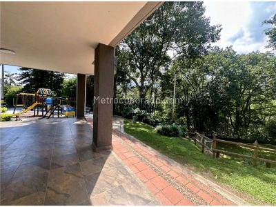 Casa en venta en Las Antillas, Envigado · foto 11 de 13