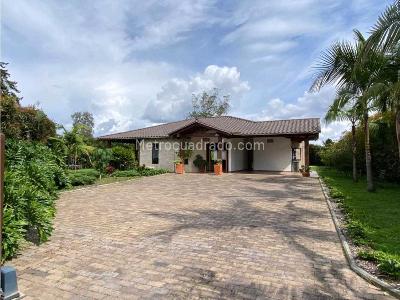 Casa de 5 alcobas en venta en Llanogrande, Rionegro, 460 m² · foto 2 de 20