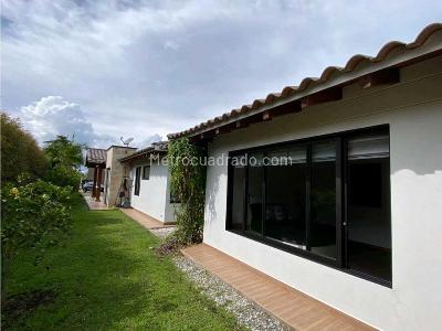 Casa de 5 alcobas en venta en Llanogrande, Rionegro, 460 m² · foto 4 de 20