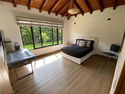 Casa de 5 alcobas en venta en Llanogrande, Rionegro, 460 m² · foto 19 de 20