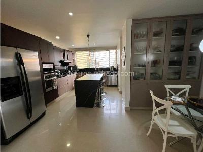 Apartamento en venta en El Poblado, Medellín · foto 13 de 20