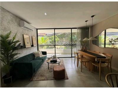 Apartamento de 2 alcobas en venta en Los Balsos Poblado, Medellín, 87 m² · foto 3 de 13