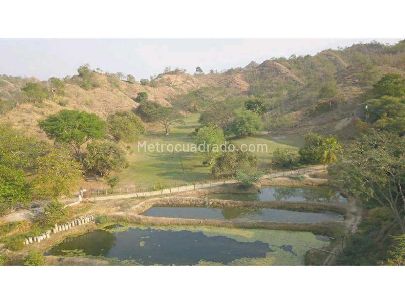 Land in Sopetran (2700 m²) for Sale - 2