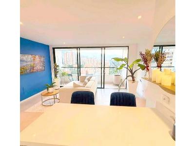 Apartamento de 2 alcobas en venta en El Poblado, Medellín, 86 m² · foto 3 de 14