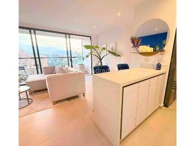 Apartamento de 2 alcobas en venta en El Poblado, Medellín, 86 m² · foto 4 de 14