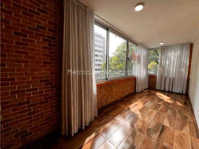 Apartamento de 3 alcobas en venta en Laureles, Medellín, 237 m² · foto 9 de 20