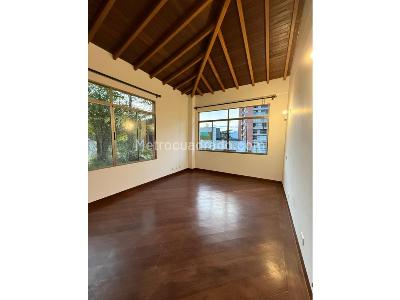 Casa de 4 alcobas en venta en El Poblado, Medellín, 325 m² · foto 18 de 20