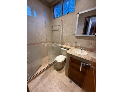 Casa de 4 alcobas en venta en El Poblado, Medellín, 325 m² · foto 20 de 20