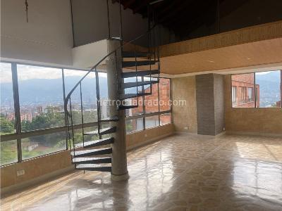 Apartamento de 4 alcobas en venta en El Poblado, Medellín, 160 m² · foto 2 de 13
