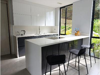 Casa de 5 alcobas en venta en Alto Las Palmas, Envigado, 400 m² · foto 5 de 20