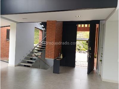 Casa de 5 alcobas en venta en Alto Las Palmas, Envigado, 400 m² · foto 17 de 20