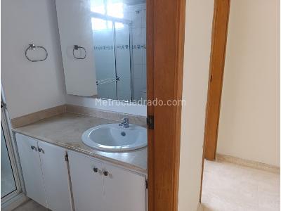 Apartamento en arriendo en El Poblado, Medellín · foto 12 de 20
