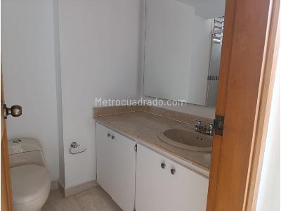 Apartamento en arriendo en El Poblado, Medellín · foto 16 de 20