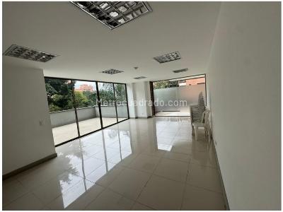 Apartamento de 3 alcobas en venta en El Poblado, Medellín, 109 m² · foto 5 de 16