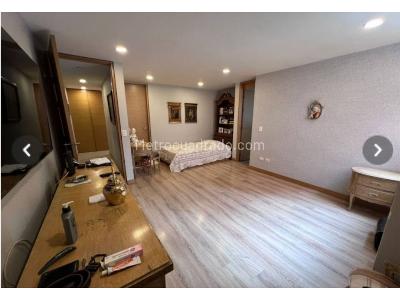Apartamento de 2 alcobas en venta en El Poblado, Medellín, 133 m² · foto 14 de 15