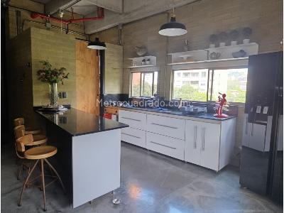 Apartamento de 1 alcoba en venta en La Florida, Medellín, 109 m² · foto 3 de 20
