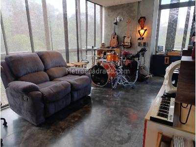 Apartamento de 1 alcoba en venta en La Florida, Medellín, 109 m² · foto 10 de 20