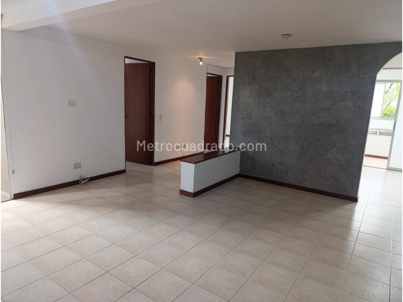 3BR Apartment in El Poblado (81 m²)