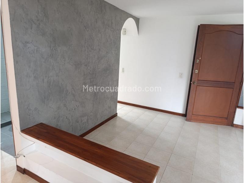 3BR Apartment in El Poblado (81 m²) - 2