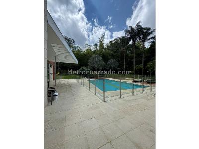 Apartamento de 4 alcobas en venta en El Poblado, Medellín, 272 m² · foto 18 de 20