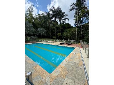 Apartamento de 4 alcobas en arriendo en El Poblado, Medellín, 272 m² · foto 20 de 20